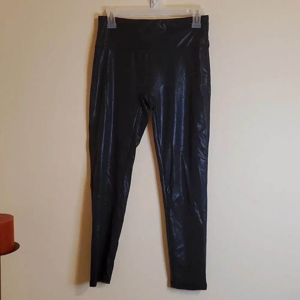 21 Saints Black Faux Lizard Skin Leggings Reptile Print Textured Size Small